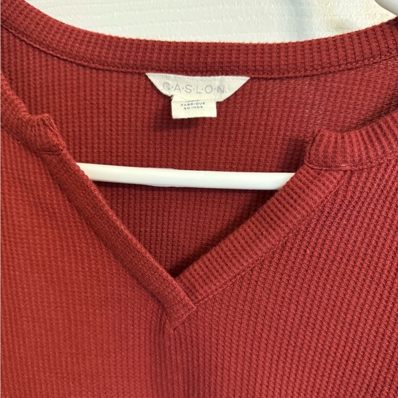 Caslon Maroon V-Neck Long Sleeve Top - Picture 3 of 4